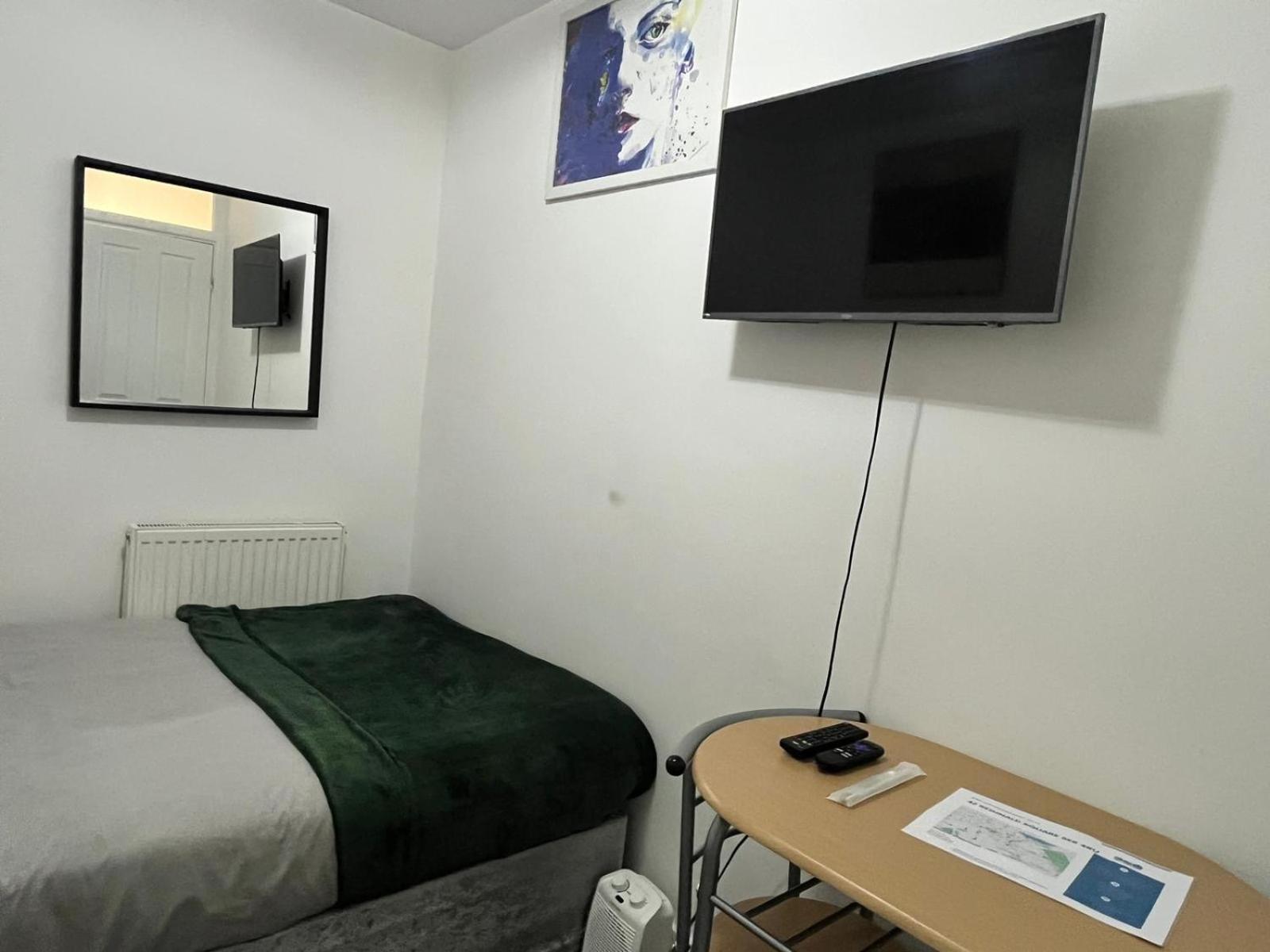 Home Away London Exterior photo